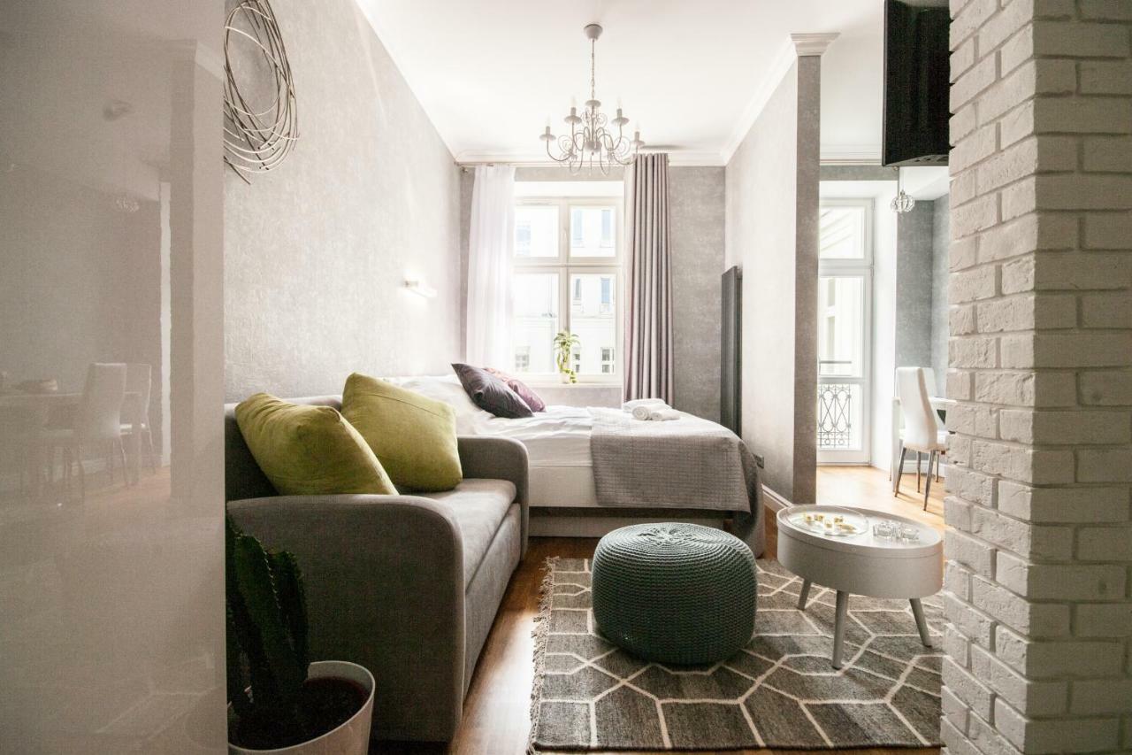 Oomph Koszyki Luxurious Apartments Warsaw Exterior photo